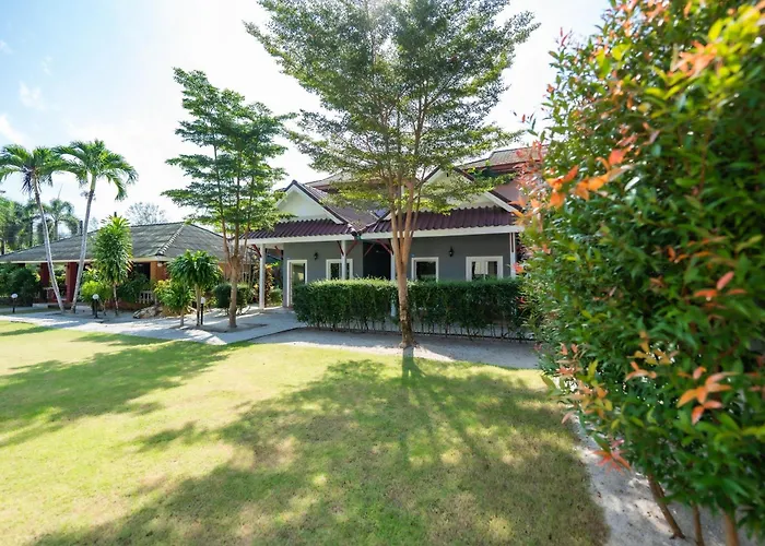 Lightplus Khao Lak