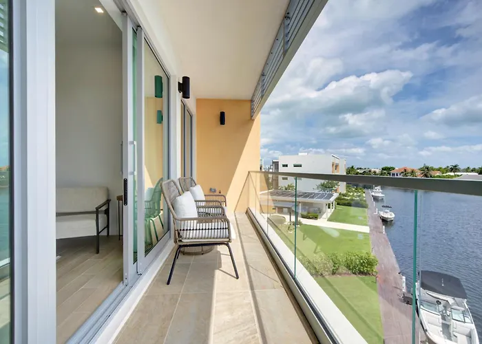 One Canal Point