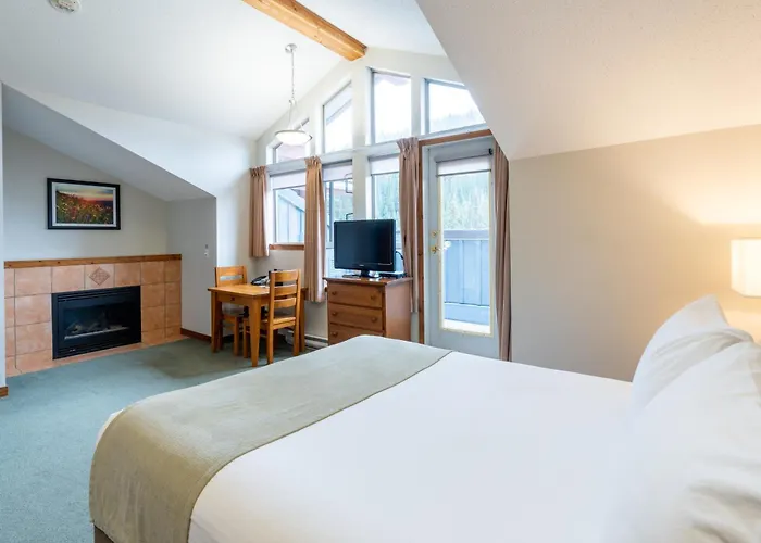 Coast Sundance Lodge