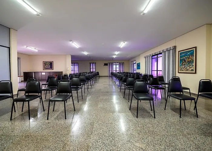 Rovi Plaza Hotel