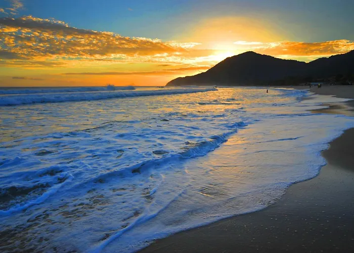 Lindo Flat em Maresias, 100m da Praia