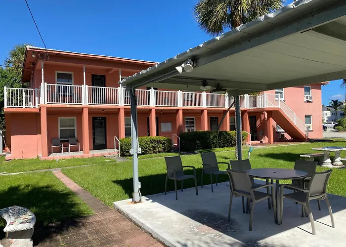 Rolo Beach Hotel