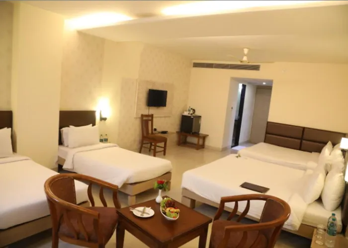 Hotel Kanha'S Palm Springs