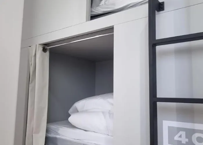 Aloha Surf Hostel