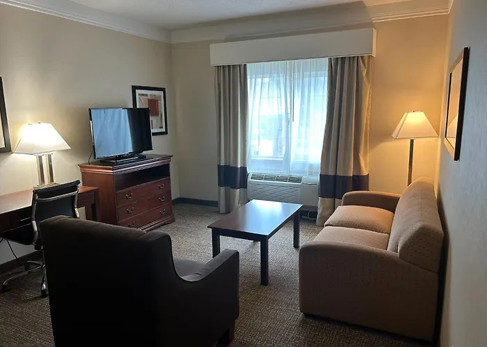 Comfort Suites Linn County Fairground And Expo