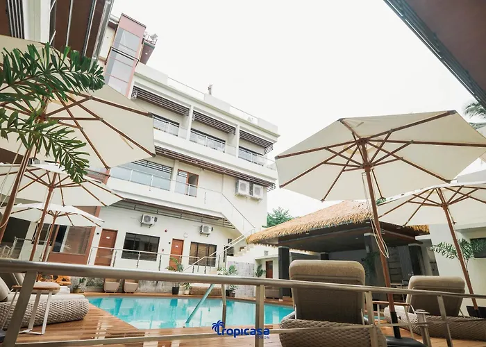 Tropicasa Hotel