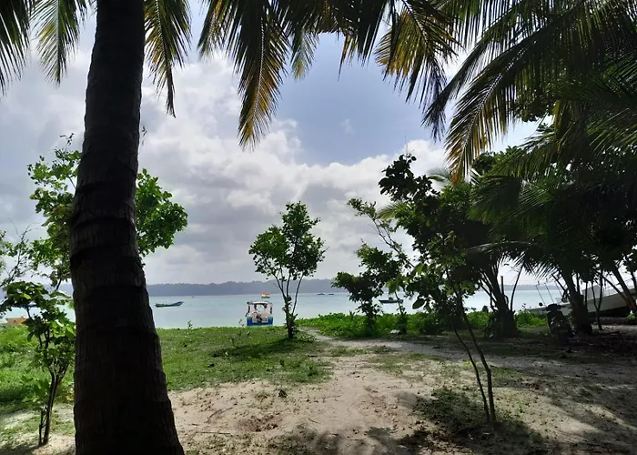 Crossbill Beach Resort