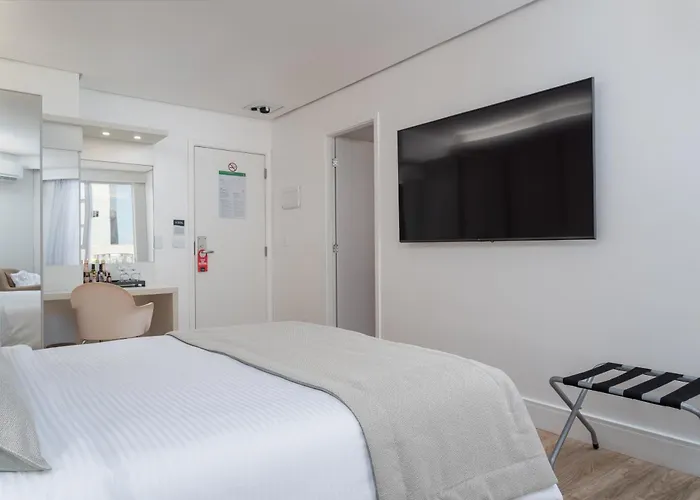 Hotel Brisa Suites Pajucara