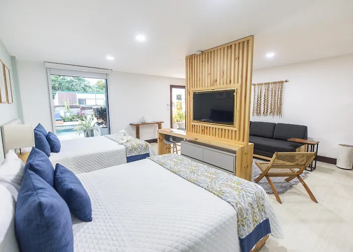 Paradise Bay Hotel Boutique