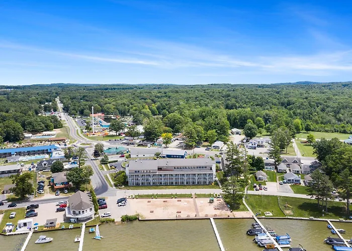 Dunes Waterfront Resort