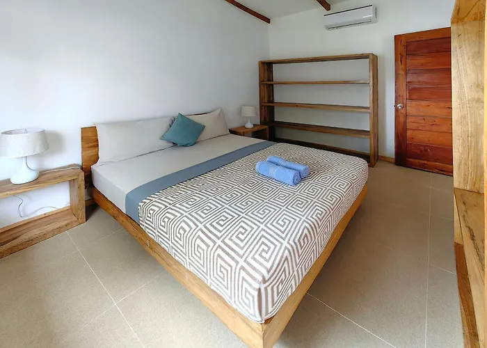 Island World Panglao