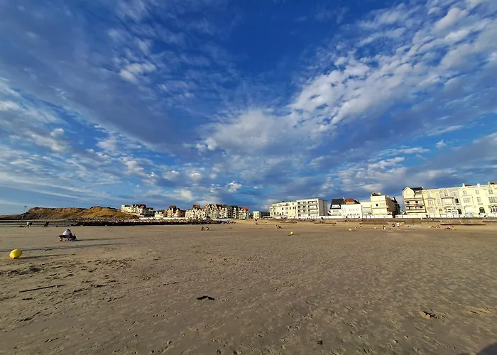 Studio Cosy neuf près de la mer,Balcon et Parking gratuit