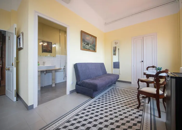 Habitaciones Villa Marcia Solo Adulto