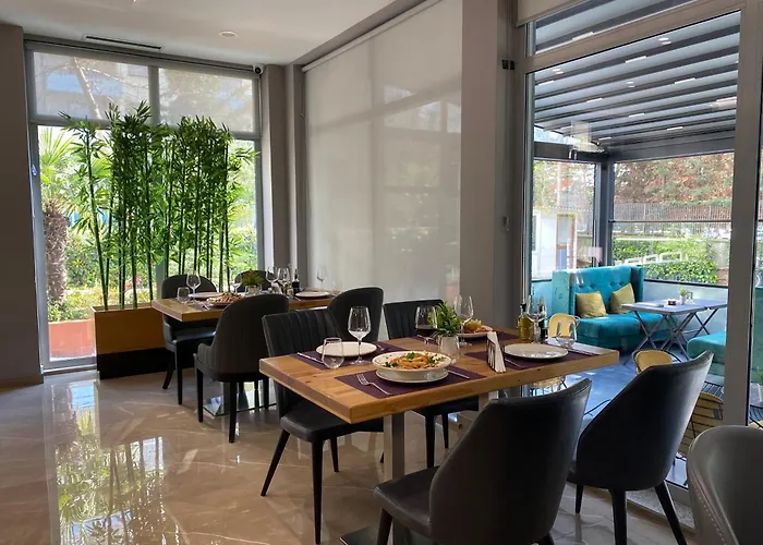 Doanesia Premium Hotel & Spa