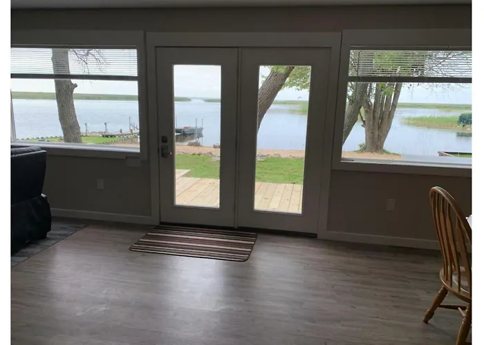 Cozy Home Lake Huron II