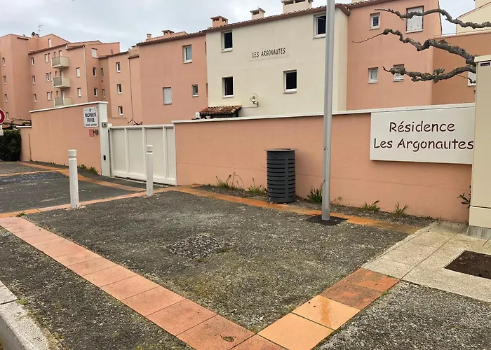 Studio - Les pieds dans l'eau agréable en toutes saisons 4 couchages - climatisation - parking privé - piscine sur mer - vue magnifique et rare - situation optimum - Les argonautes - Ile des pêcheurs - Cap d'Agde