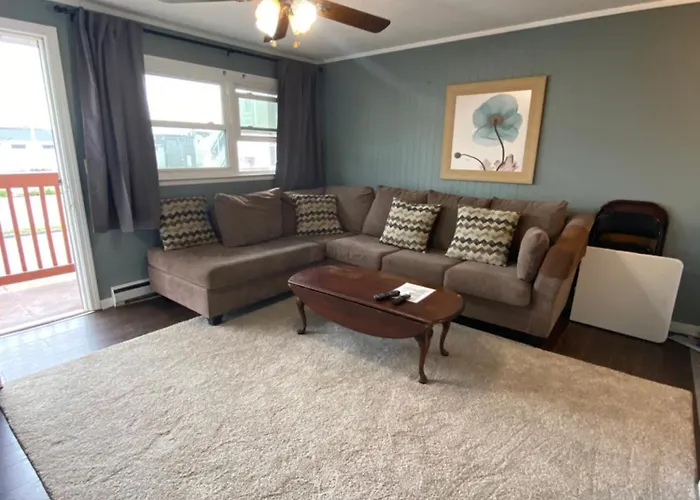 23 B St Apartments