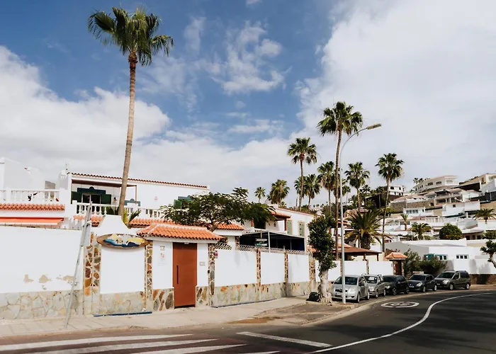 Endless Summer Hostel (Adults Only)