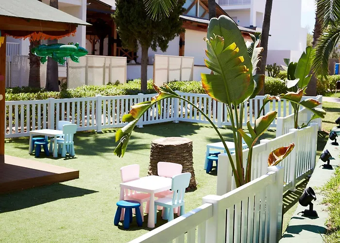 Hotel Vibra Cala Tarida-3Sup