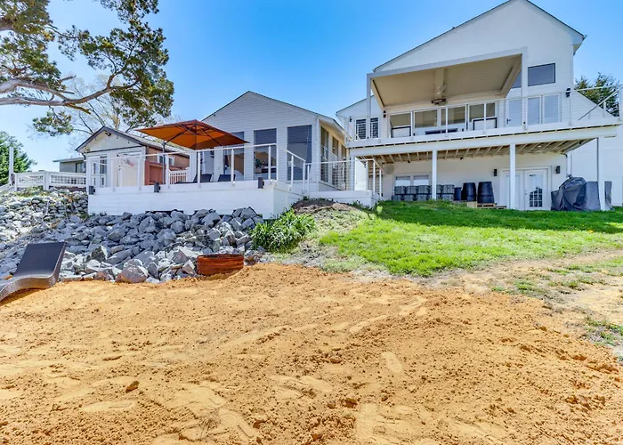 White Sail On The Potomac - Coastal Modern
