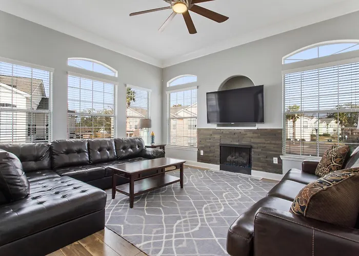 Luxury Condo In Gulfport