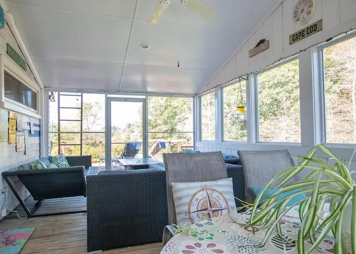 Waterfront Home With Hot Tub Firepit And Game Room
