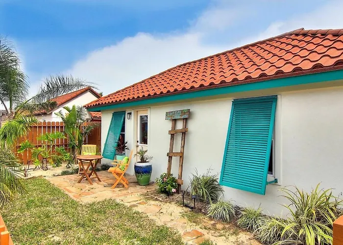 Lorna Beach Cottage At Spanish Village