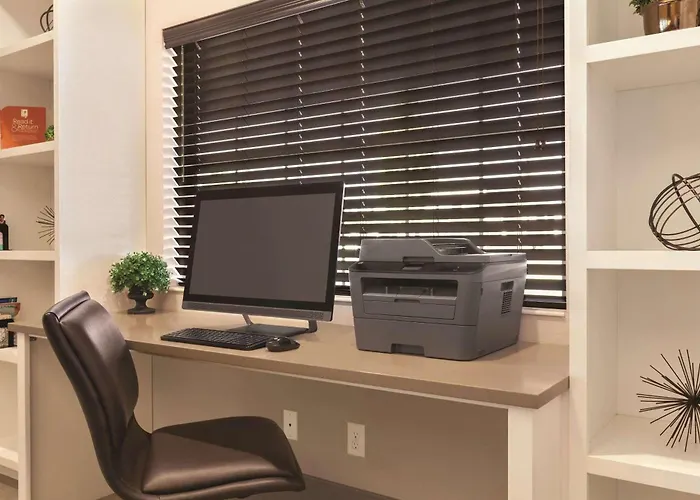 Country Inn & Suites By Radisson, Prineville, Or
