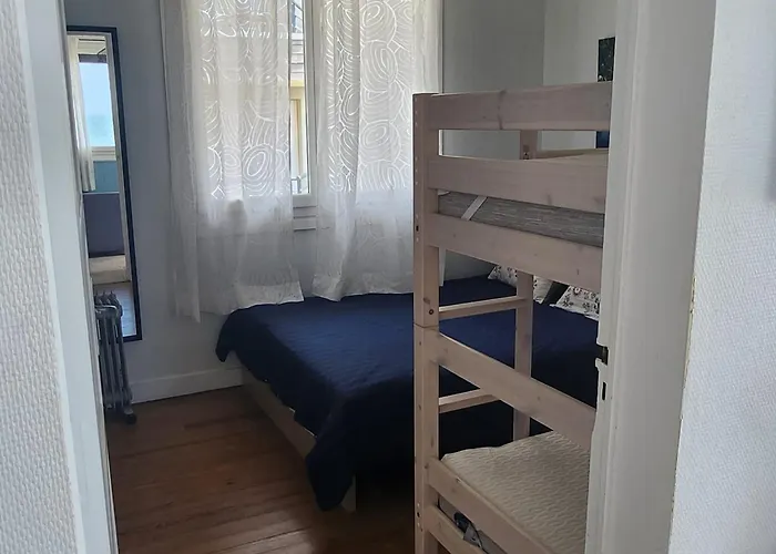 Beach Front Apartment Eljocri