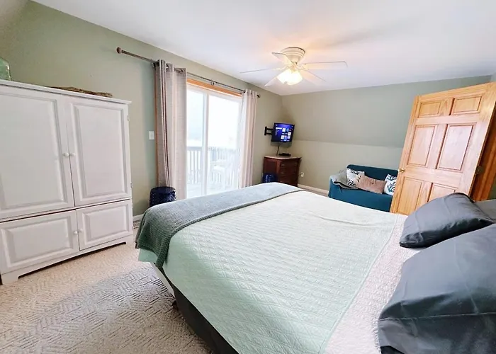 Beach Club Of Oscoda Beach House On Lake Huron