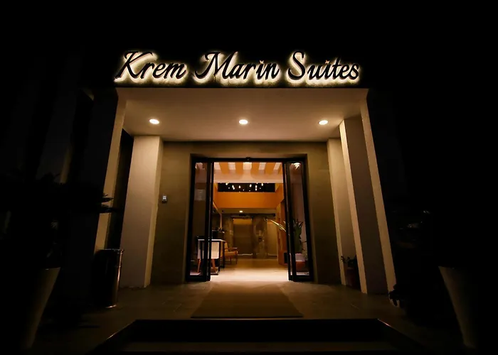 Krem Marin Otel Cesme