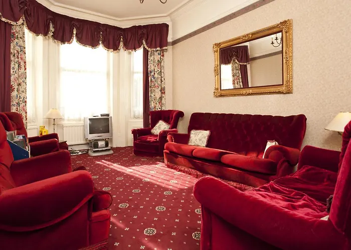 Denewood Hotel