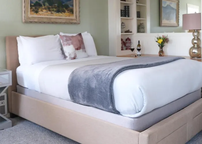 The Landmark Inn On Orcas Island