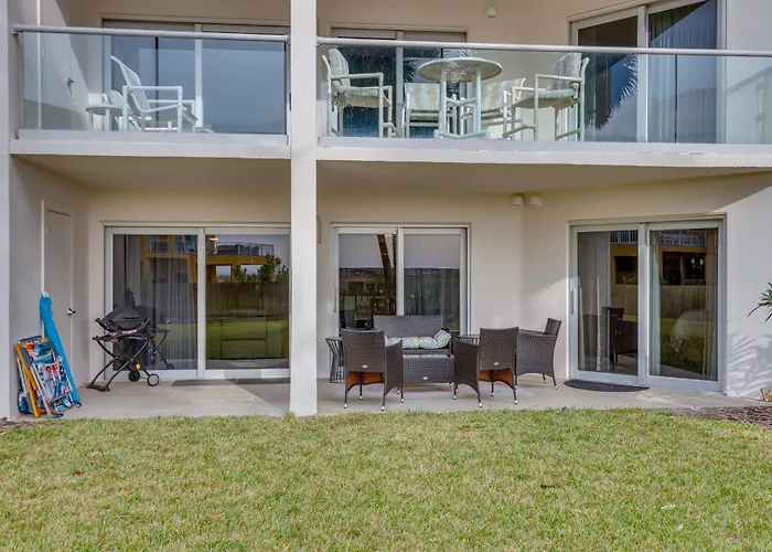 Pensacola Beach Condo W/ Patio & Access To Beach!