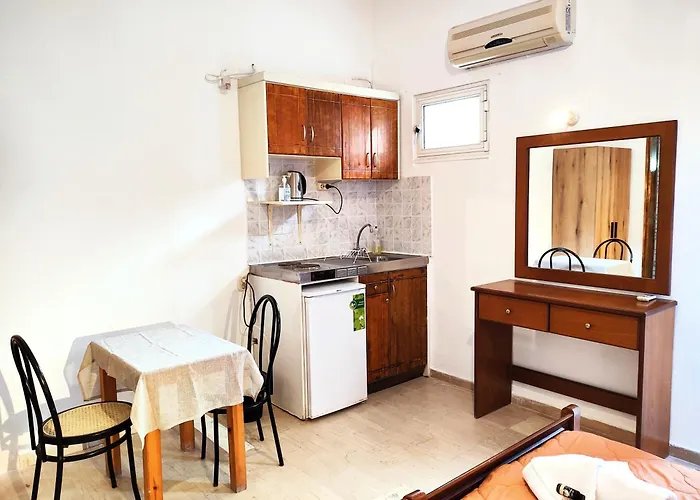 Eleni Apartments Sant George Beach