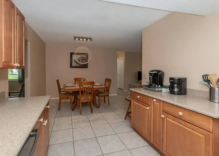 New Gem! Charming Vacation Home - Casa Y&V
