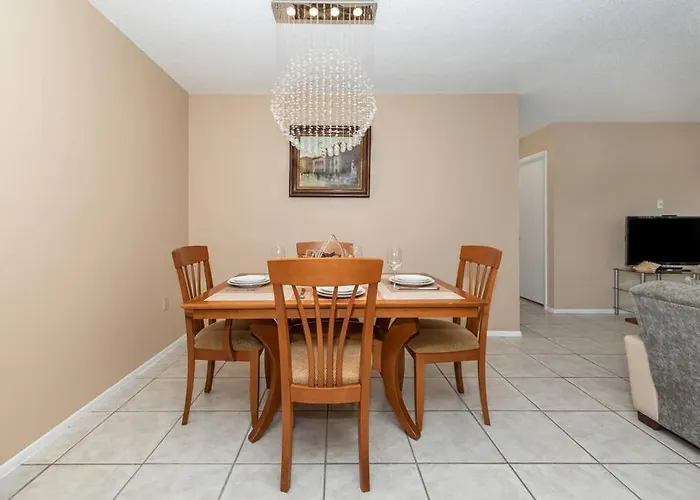 New Gem! Charming Vacation Home - Casa Y&V