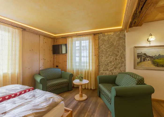 Historic Hotel Ristorante La Stua