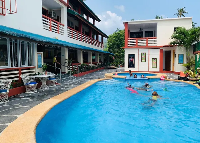 Badladz Beach And Dive Resort