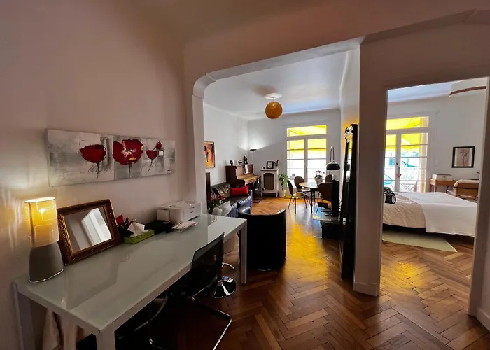 Charmant Appartement 3 Pieces Avec Terrasse - Monaco Ville 150M Du Palais Sur Le Rocher