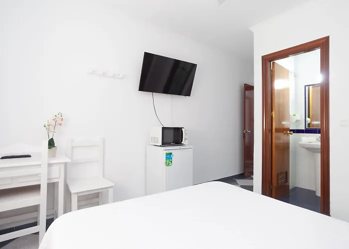 Hostal Restaurante La Giralda
