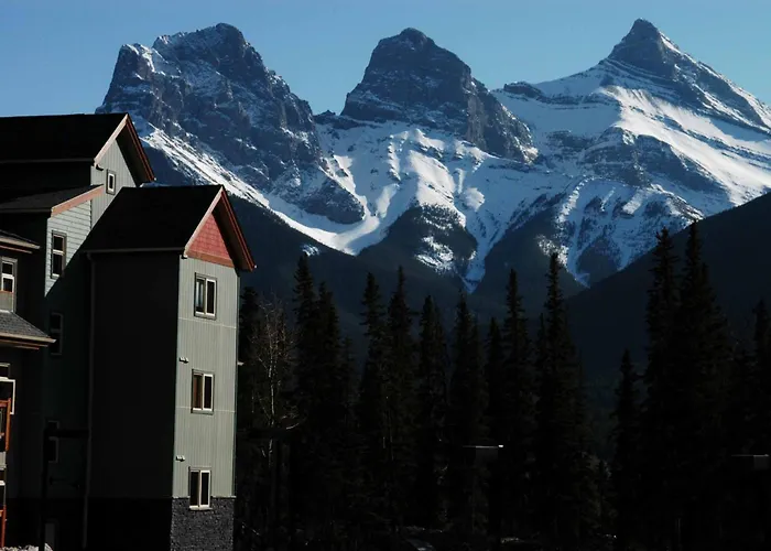 Lodges At Canmore