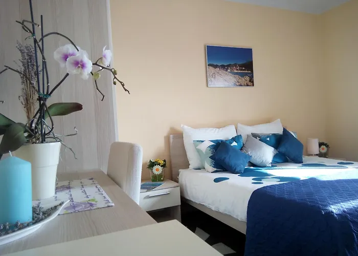 Marina Guesthouse