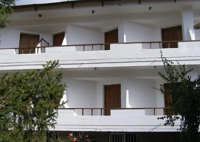 Neos Omalos Hotel