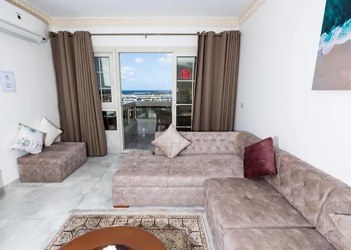 Al Corniche Residence Sea View