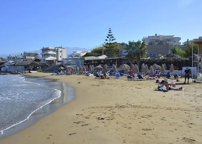 The Blue Studio, 1 Min Walk From Kalamaki Beach