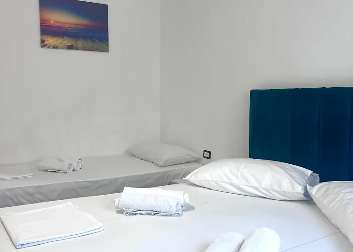 Mabel Rooms