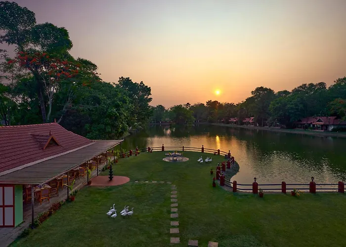 Taj Kumarakom Resort And Spa Kerala
