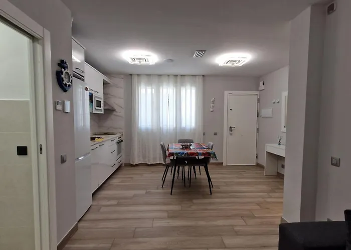 Sal y Mar Apartment - Playa de Almeria - Centro de Almeria