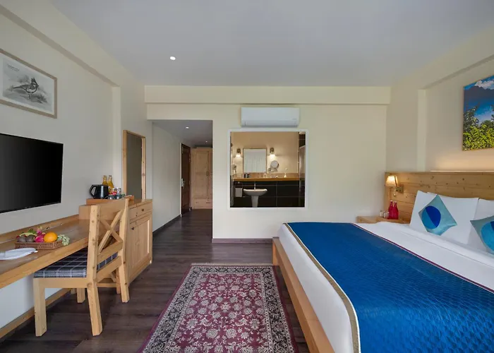 Justa Birding Resort & Spa - Best Dhauladhar View Resort